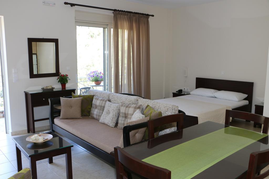 Naiades Villas Каристос Экстерьер фото